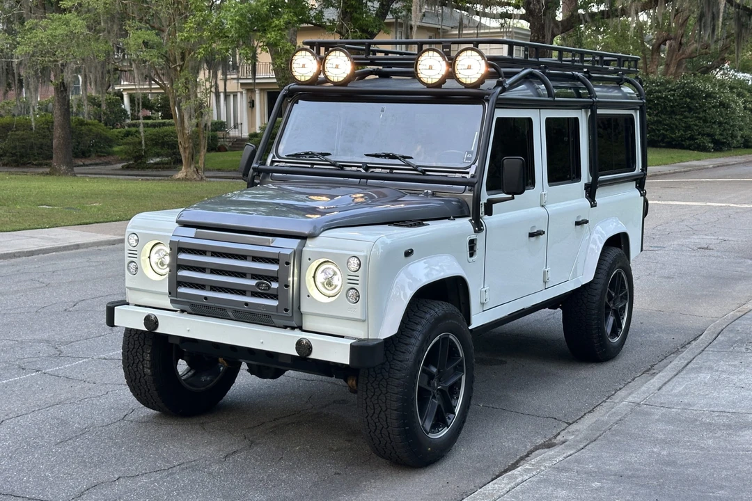 1985 Land Rover Defender 110 - Image 2 of 31