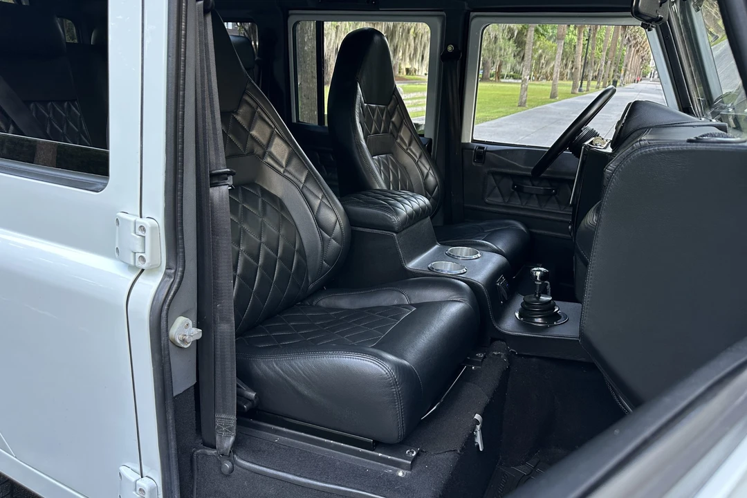 1985 Land Rover Defender 110 - Image 30 of 31