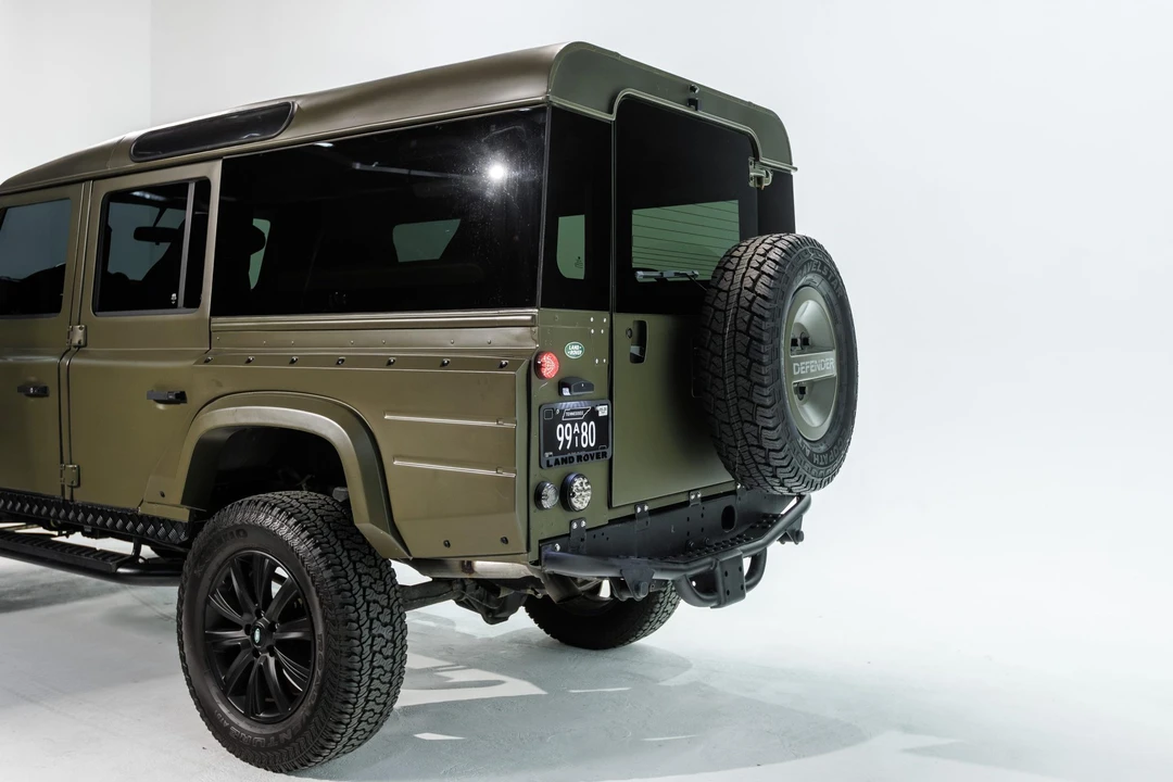 1985 Land Rover Defender 110 - Image 8 of 21