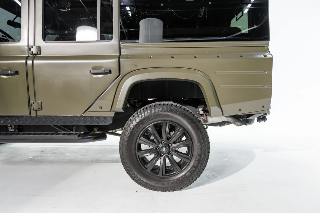 1985 Land Rover Defender 110 - Image 12 of 21