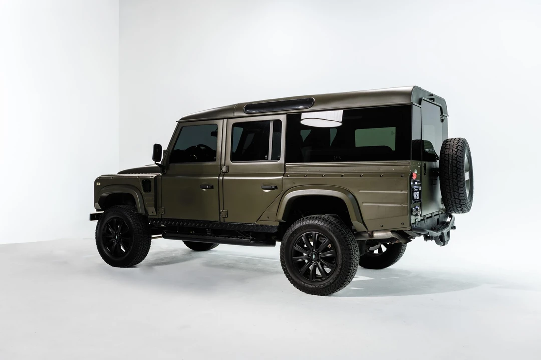 1985 Land Rover Defender 110 - Image 4 of 21