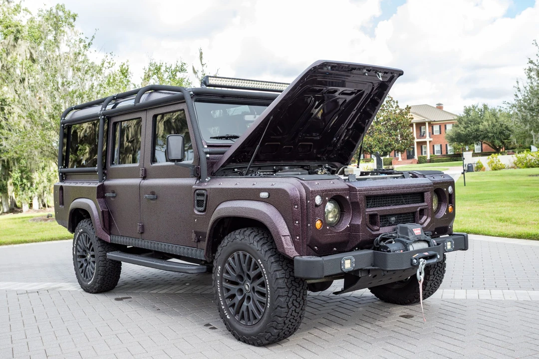 1986 Land Rover Defender 110 - Image 13 of 31