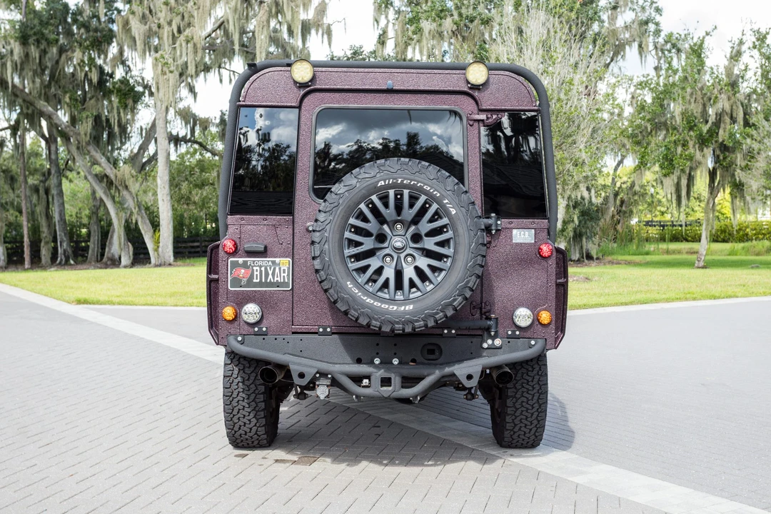 1986 Land Rover Defender 110 - Image 8 of 31