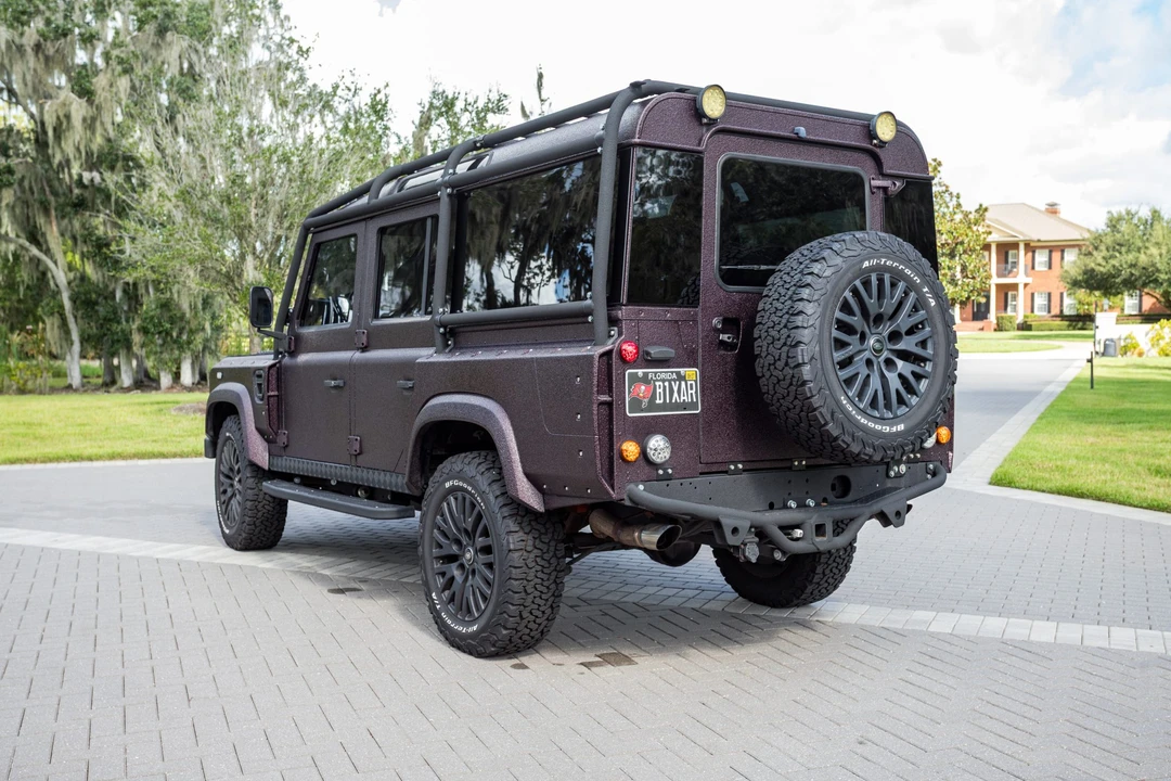 1986 Land Rover Defender 110 - Image 9 of 31