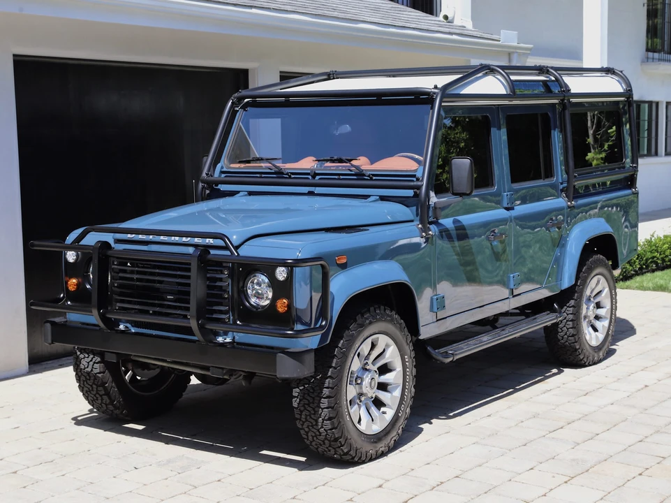 1986 Land Rover Defender 110 - Image 6 of 31