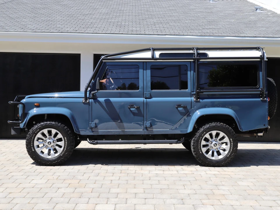 1986 Land Rover Defender 110 - Image 7 of 31