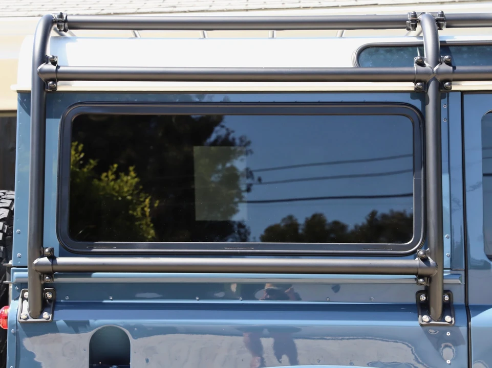 1986 Land Rover Defender 110 - Image 24 of 31