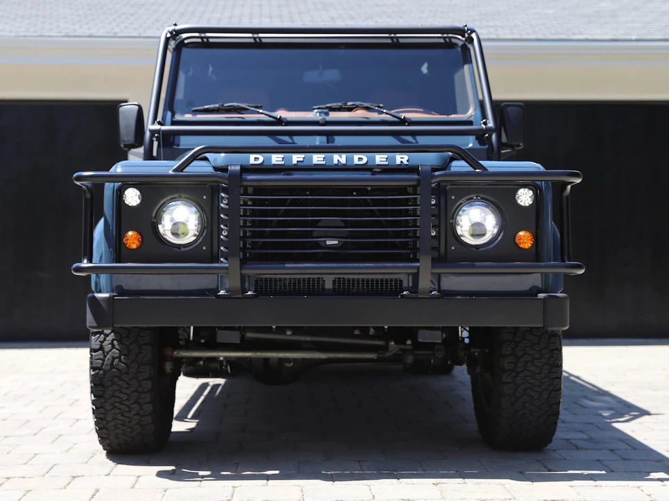 1986 Land Rover Defender 110 - Image 17 of 31