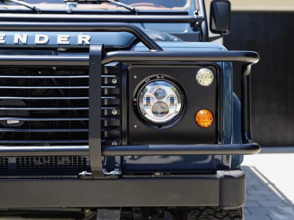 1986 Land Rover Defender 110 - Image 20 of 31
