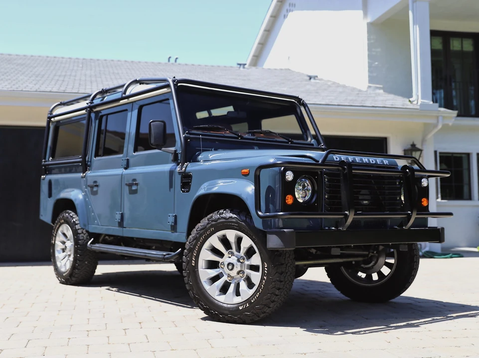 1986 Land Rover Defender 110 - Image 4 of 31