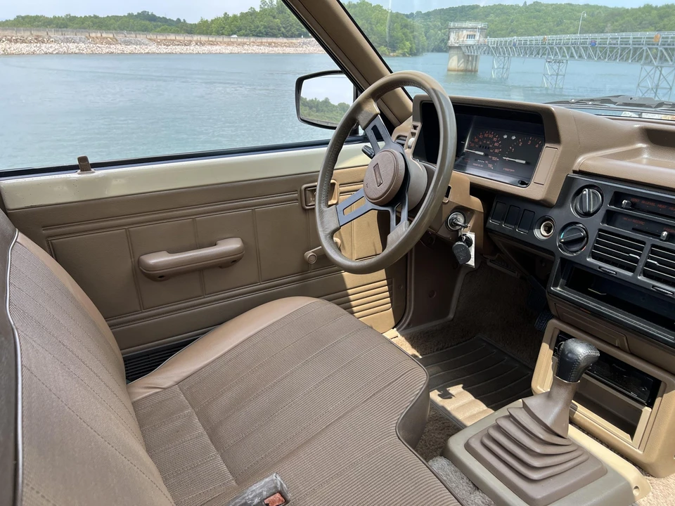 1987 Mazda B Series 4th Gen - Image 25 of 31