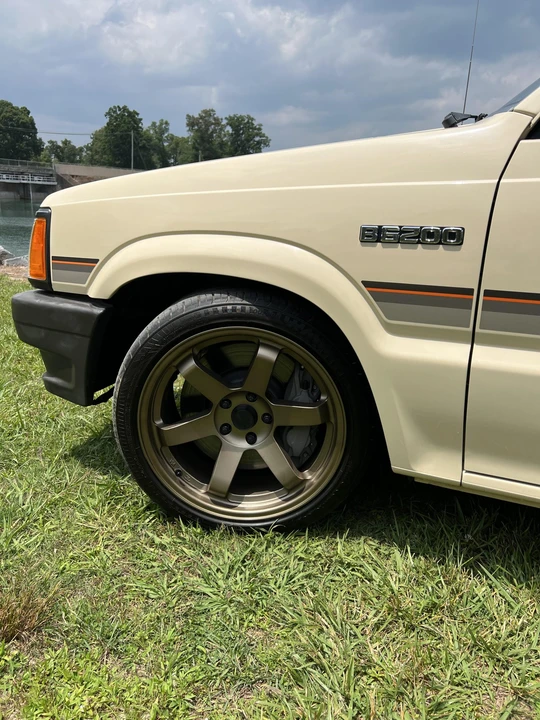 1987 Mazda B Series 4th Gen - Image 17 of 31