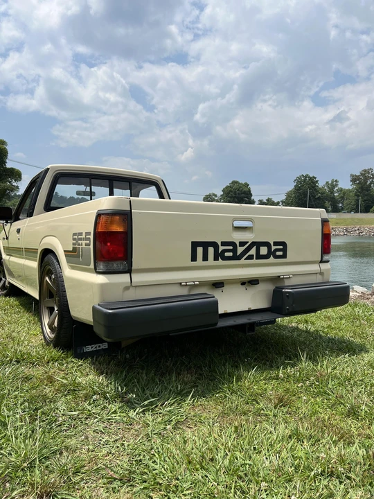 1987 Mazda B Series 4th Gen - Image 10 of 31