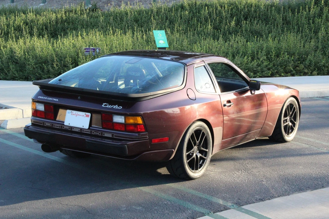 1987 Porsche 944 Turbo - Image 8 of 31
