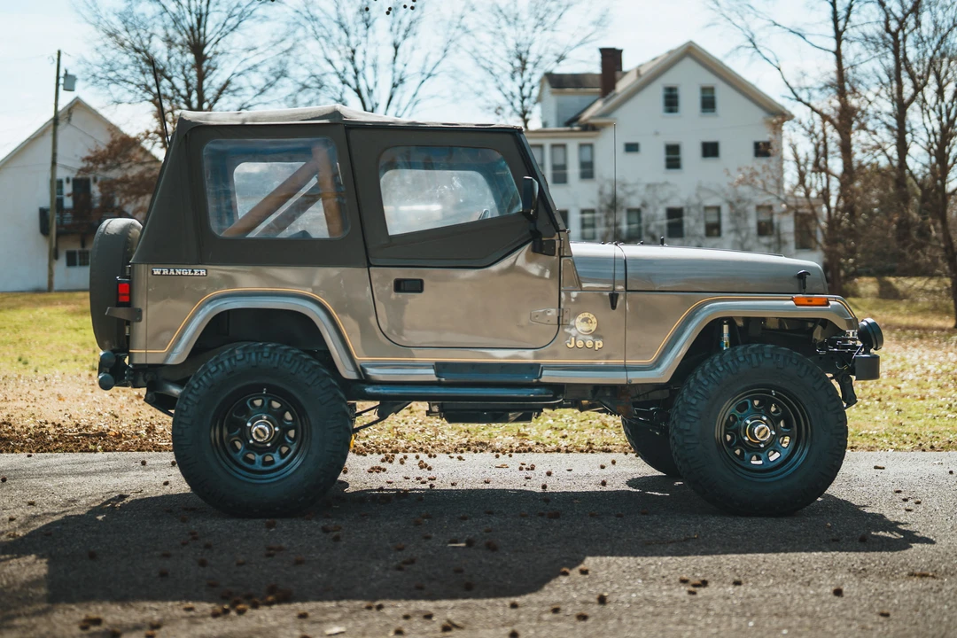 1988 Jeep YJ Wrangler - Image 11 of 31