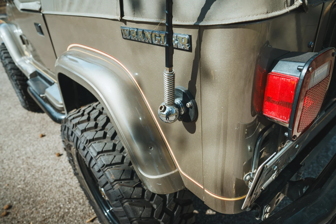 1988 Jeep YJ Wrangler - Image 28 of 31
