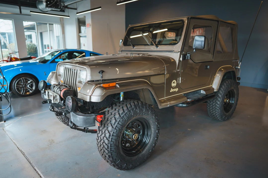 1988 Jeep YJ Wrangler - Image 24 of 31