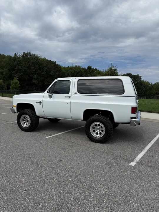 1989 Chevrolet K5 Blazer 2nd Gen - Image 29 of 31