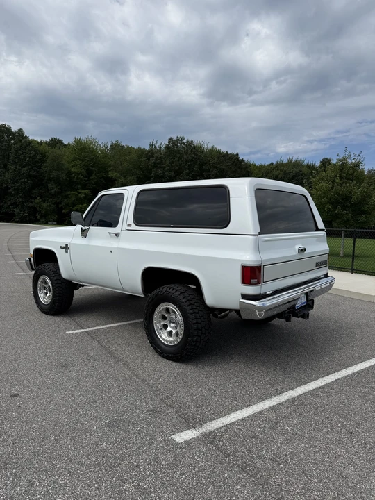 1989 Chevrolet K5 Blazer 2nd Gen - Image 28 of 31