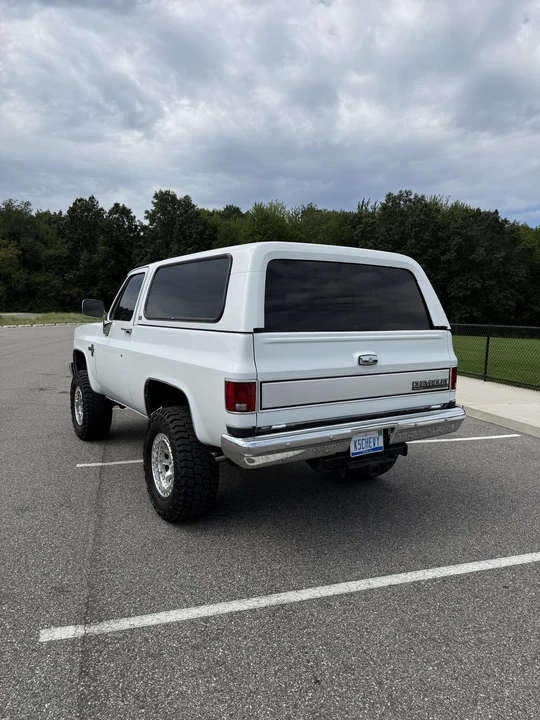 1989 Chevrolet K5 Blazer 2nd Gen - Image 25 of 31