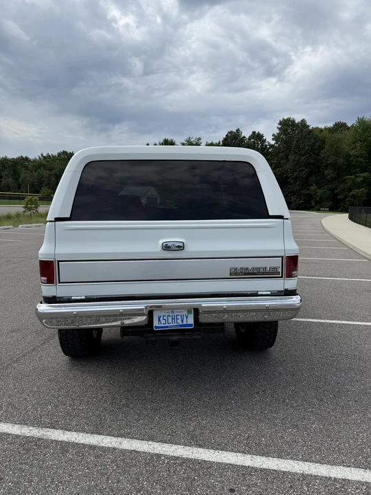 1989 Chevrolet K5 Blazer 2nd Gen - Image 26 of 31