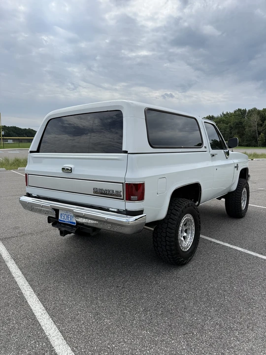 1989 Chevrolet K5 Blazer 2nd Gen - Image 23 of 31