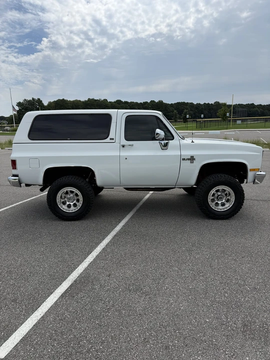 1989 Chevrolet K5 Blazer 2nd Gen - Image 19 of 31