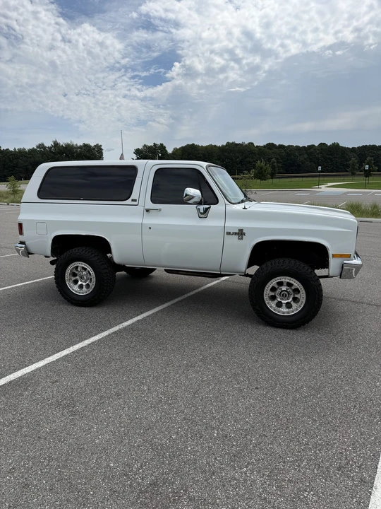 1989 Chevrolet K5 Blazer 2nd Gen - Image 18 of 31