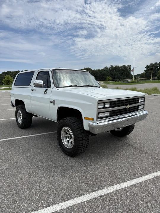 1989 Chevrolet K5 Blazer 2nd Gen - Image 13 of 31