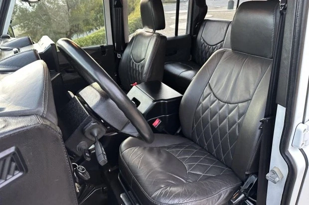 1989 Land Rover Defender 110 - Image 4 of 7
