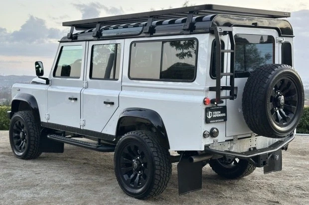 1989 Land Rover Defender 110 - Image 2 of 7