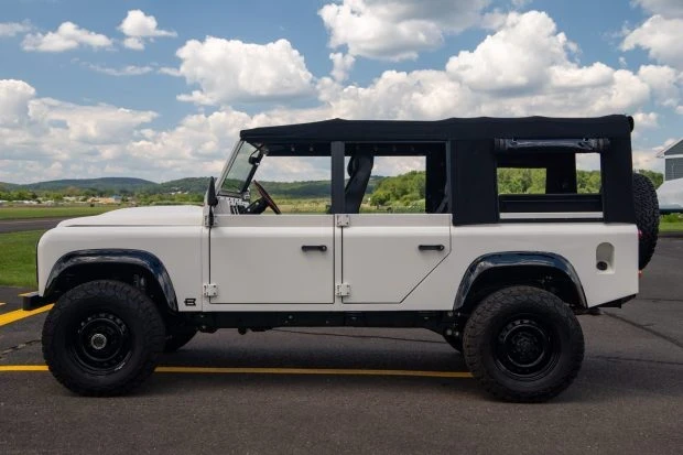 1989 Land Rover Defender 110 - Image 3 of 9