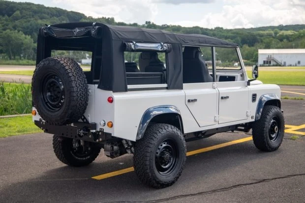 1989 Land Rover Defender 110 - Image 2 of 9
