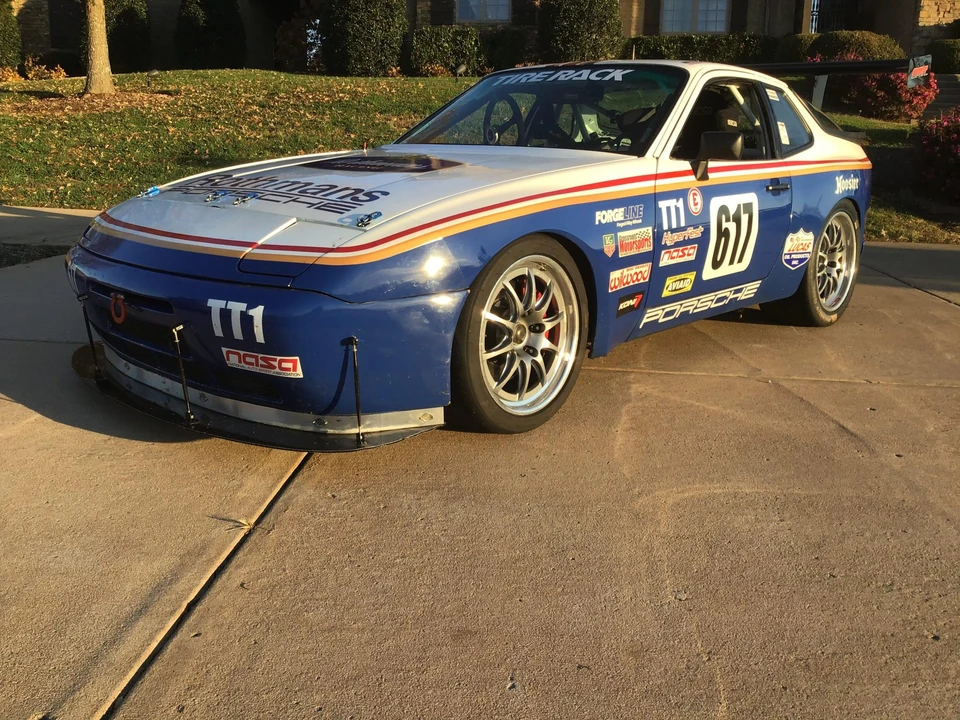 1989 Porsche 944 S2 - Image 2 of 31