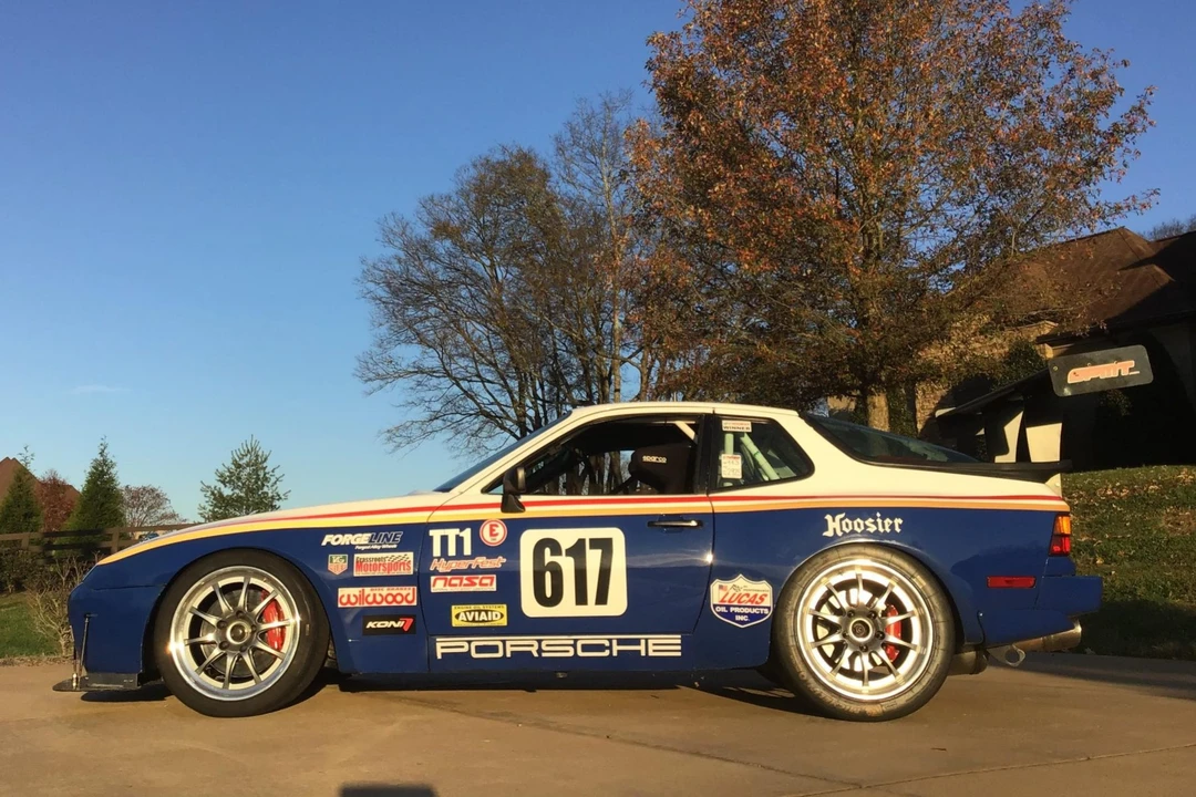 1989 Porsche 944 S2 - Image 8 of 31
