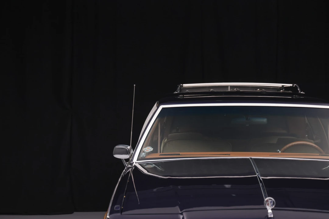 1990 Buick LeSabre - Image 17 of 31