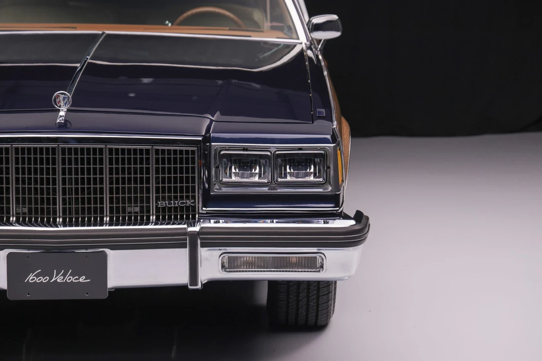 1990 Buick LeSabre - Image 22 of 31