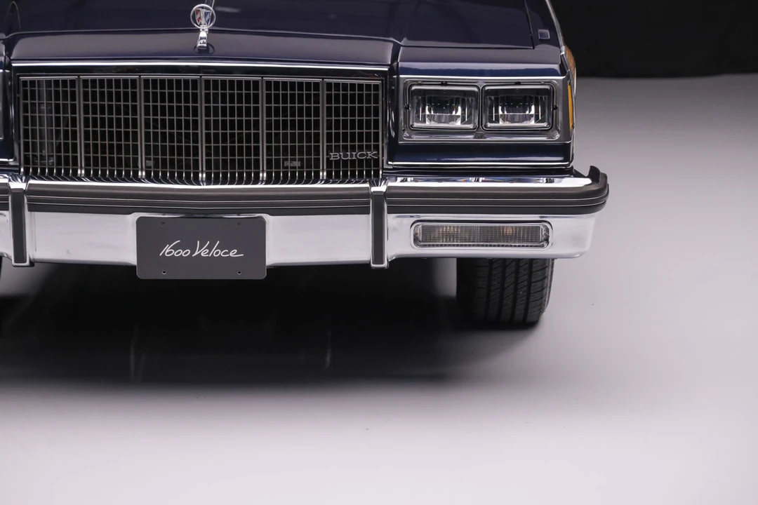 1990 Buick LeSabre - Image 24 of 31