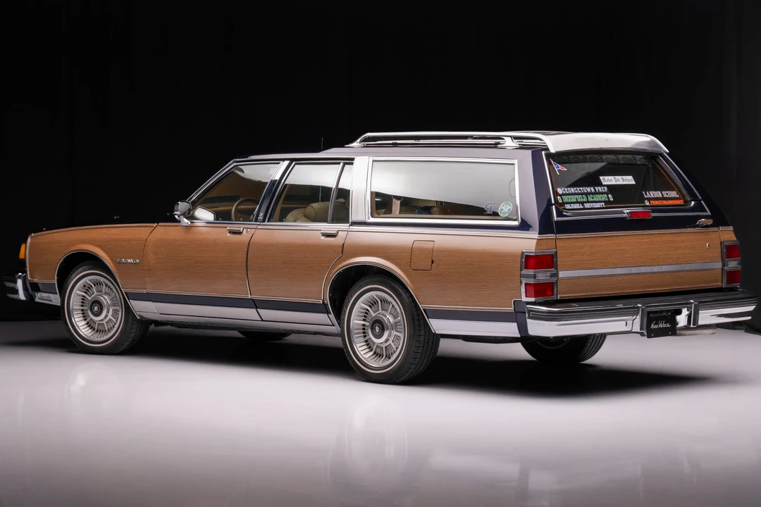 1990 Buick LeSabre - Image 15 of 31