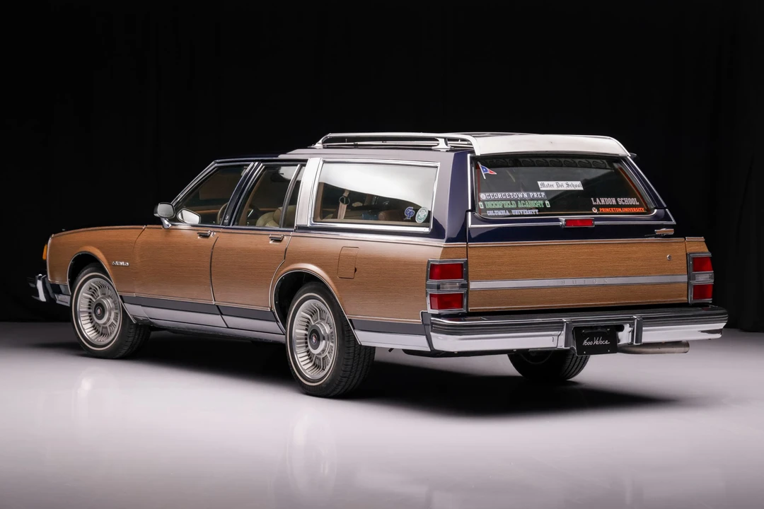 1990 Buick LeSabre - Image 14 of 31