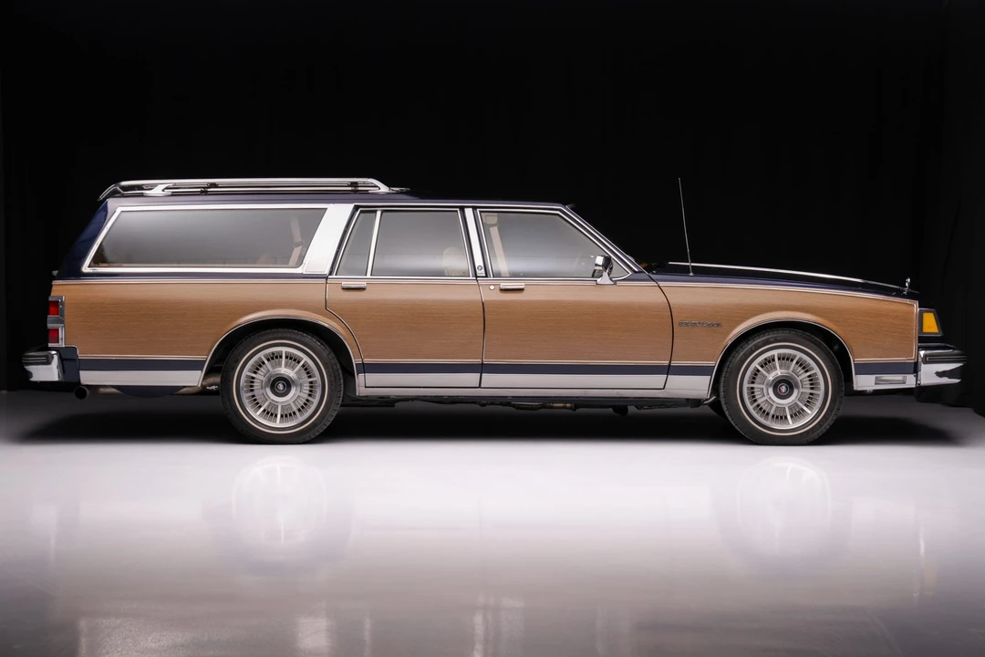 1990 Buick LeSabre - Image 9 of 31