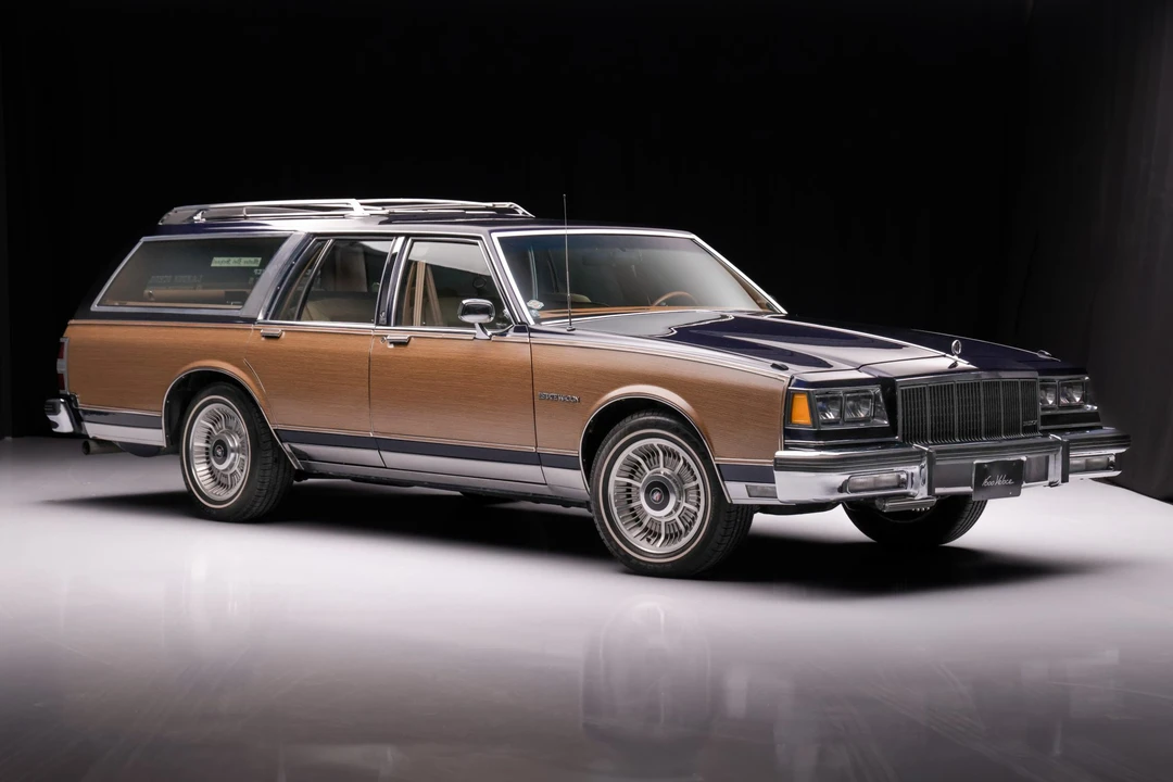 1990 Buick LeSabre - Image 7 of 31
