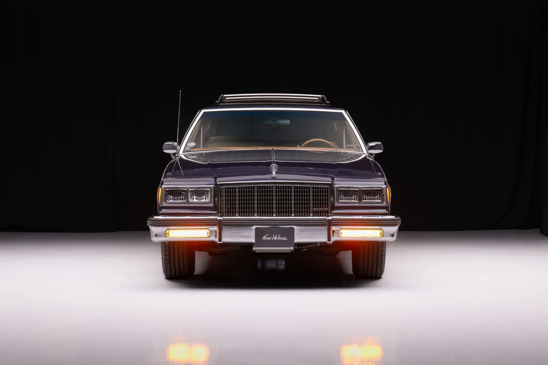 1990 Buick LeSabre - Image 5 of 31