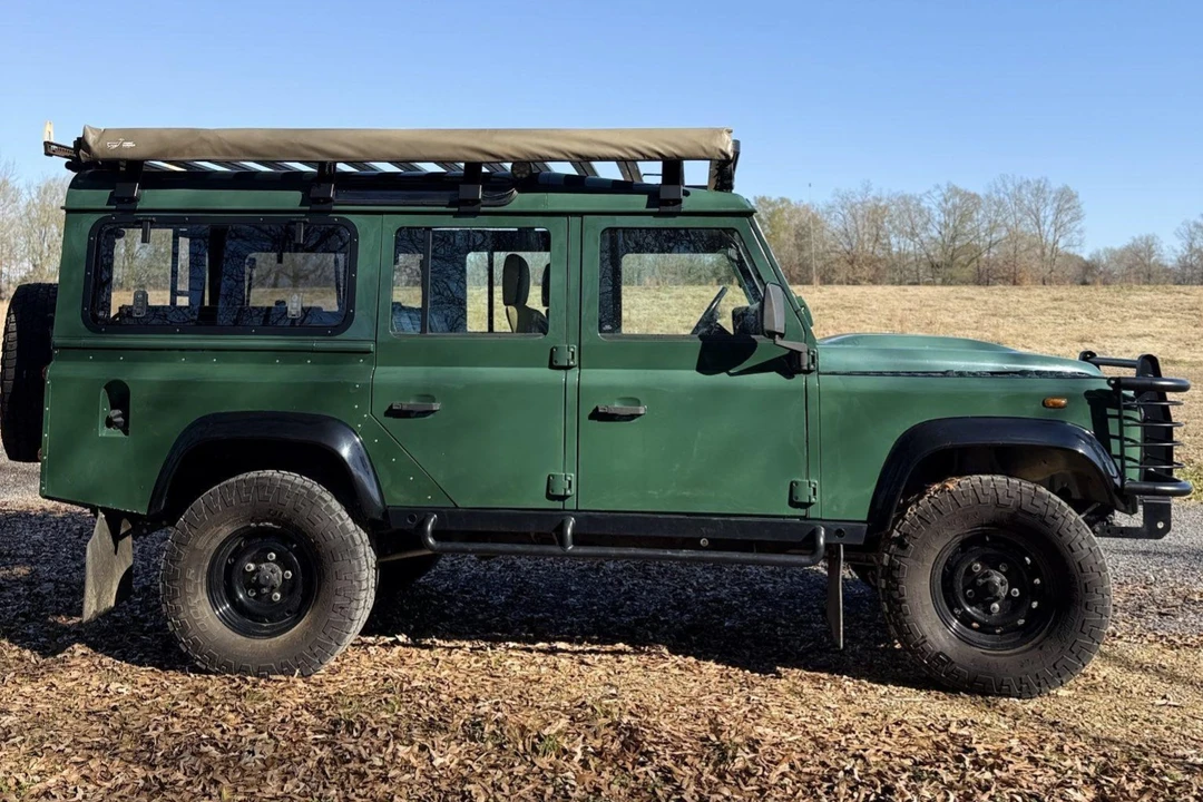 1990 Land Rover Defender 110 - Image 3 of 7
