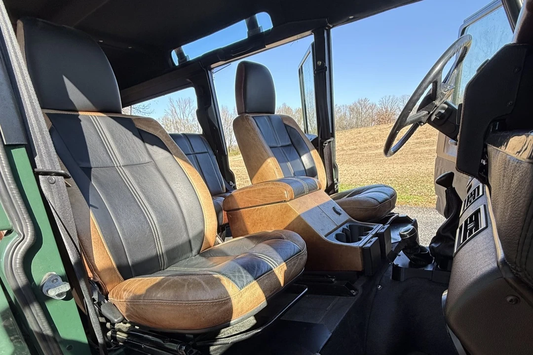 1990 Land Rover Defender 110 - Image 4 of 7