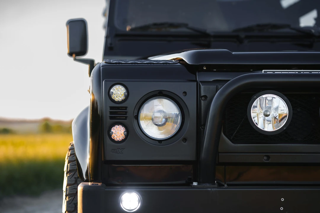 1990 Land Rover Defender 110 - Image 29 of 31