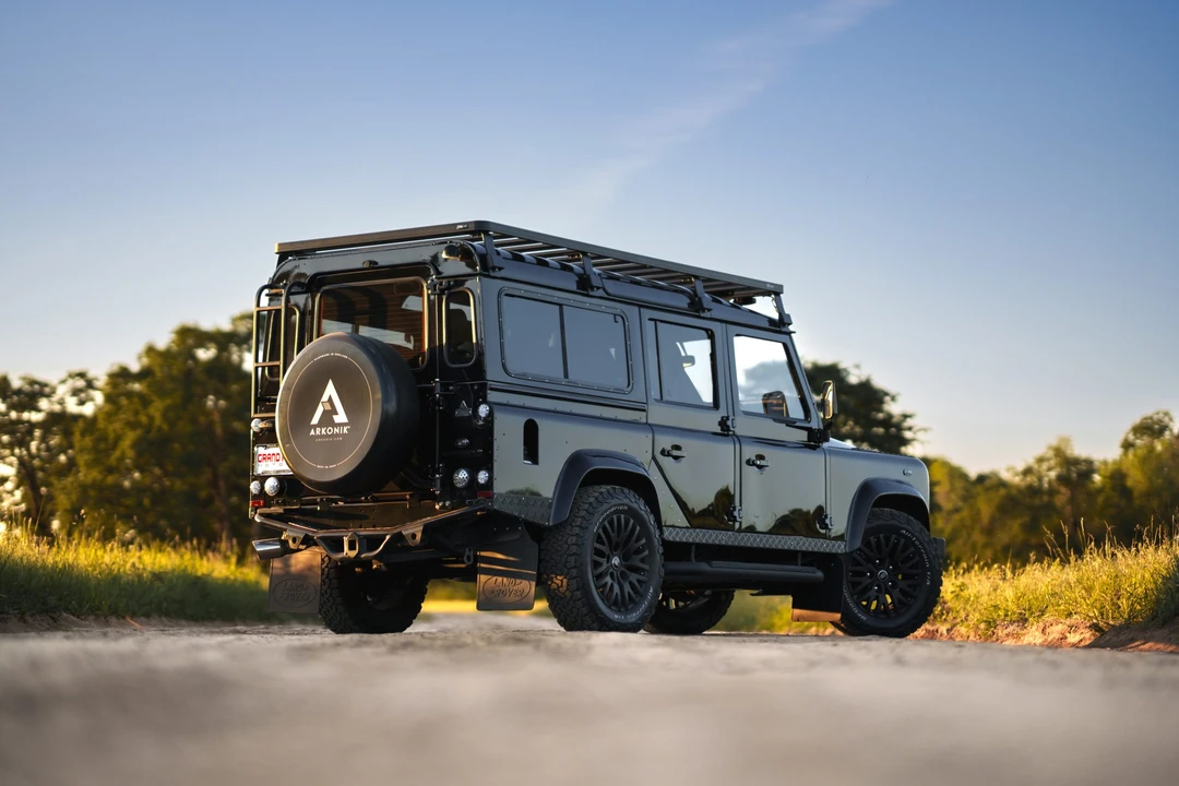 1990 Land Rover Defender 110 - Image 15 of 31