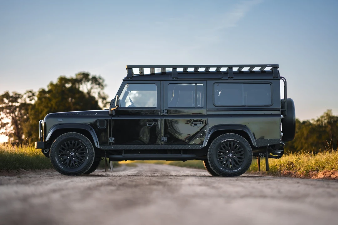 1990 Land Rover Defender 110 - Image 23 of 31