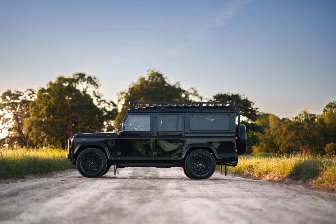 1990 Land Rover Defender 110 - Image 22 of 31