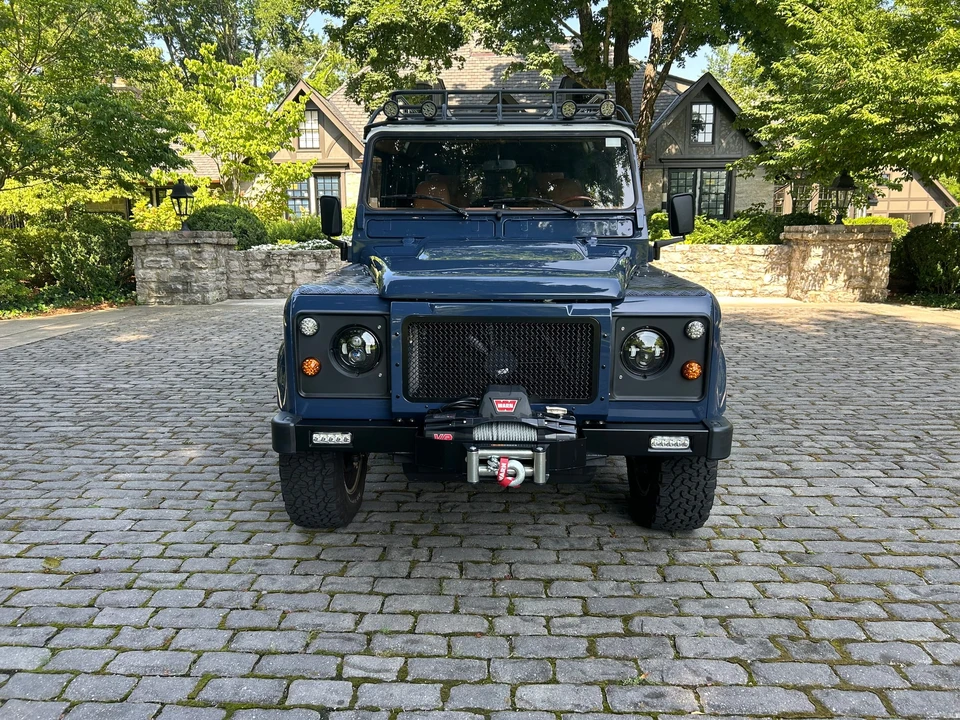 1991 Land Rover Defender 110 - Image 16 of 31